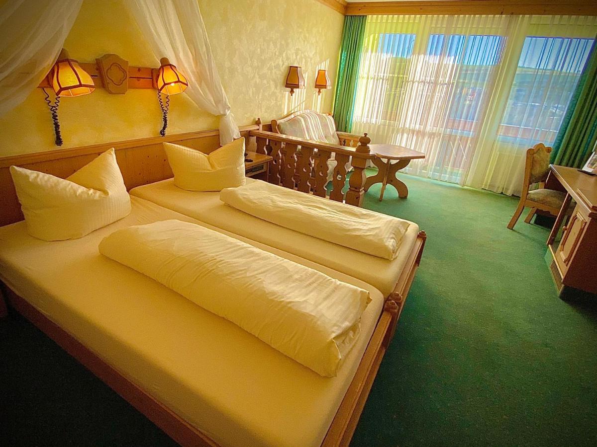Meister Baer Hotel Frankenwald Berg  Exteriör bild